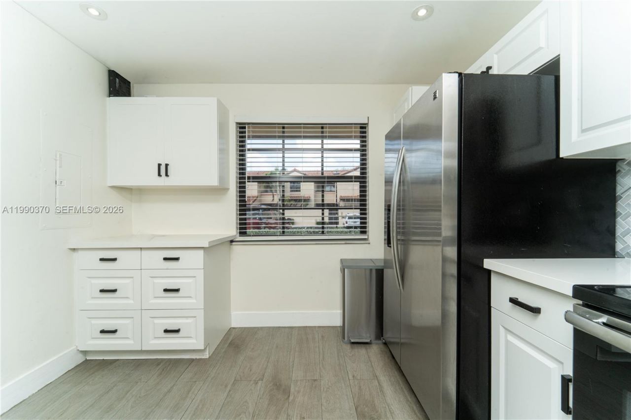 11229 SW 132nd Ct W, Unit 11229, Miami, FL 33186 Photo