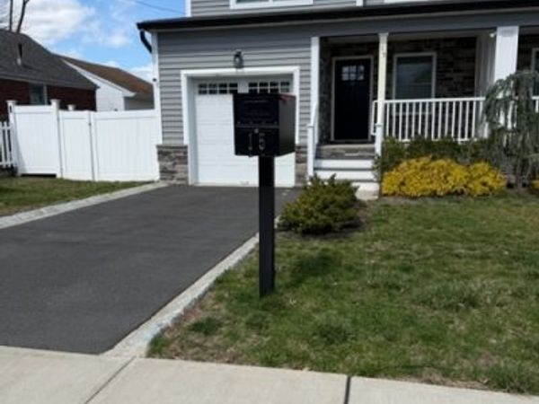 15 Rector Ave, Woodbridge, NJ 07095