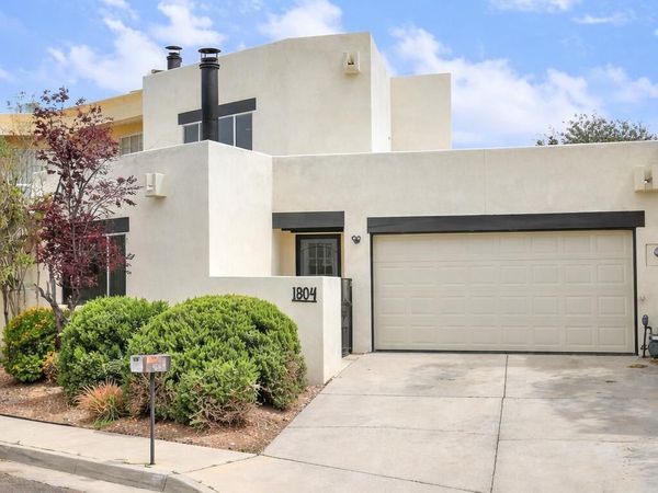 1804 Miracerros Place NE, Albuquerque, NM 87106