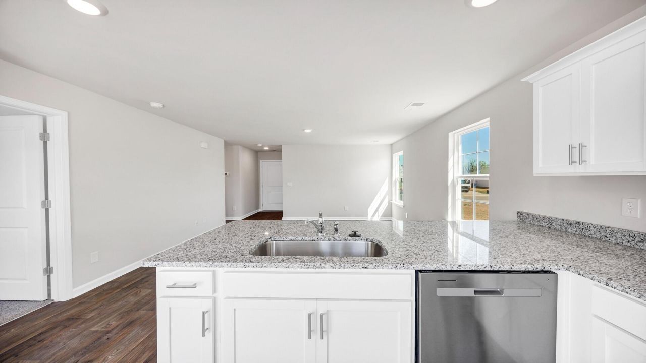 145 Hale Road Photo 10