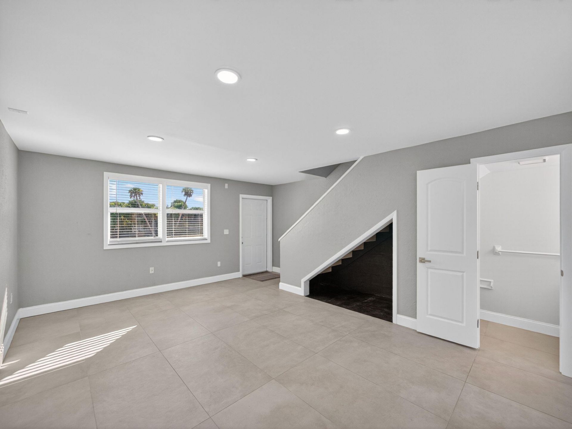 1002 Shorewinds Drive, Unit B, Fort Pierce, FL 34949 Photo