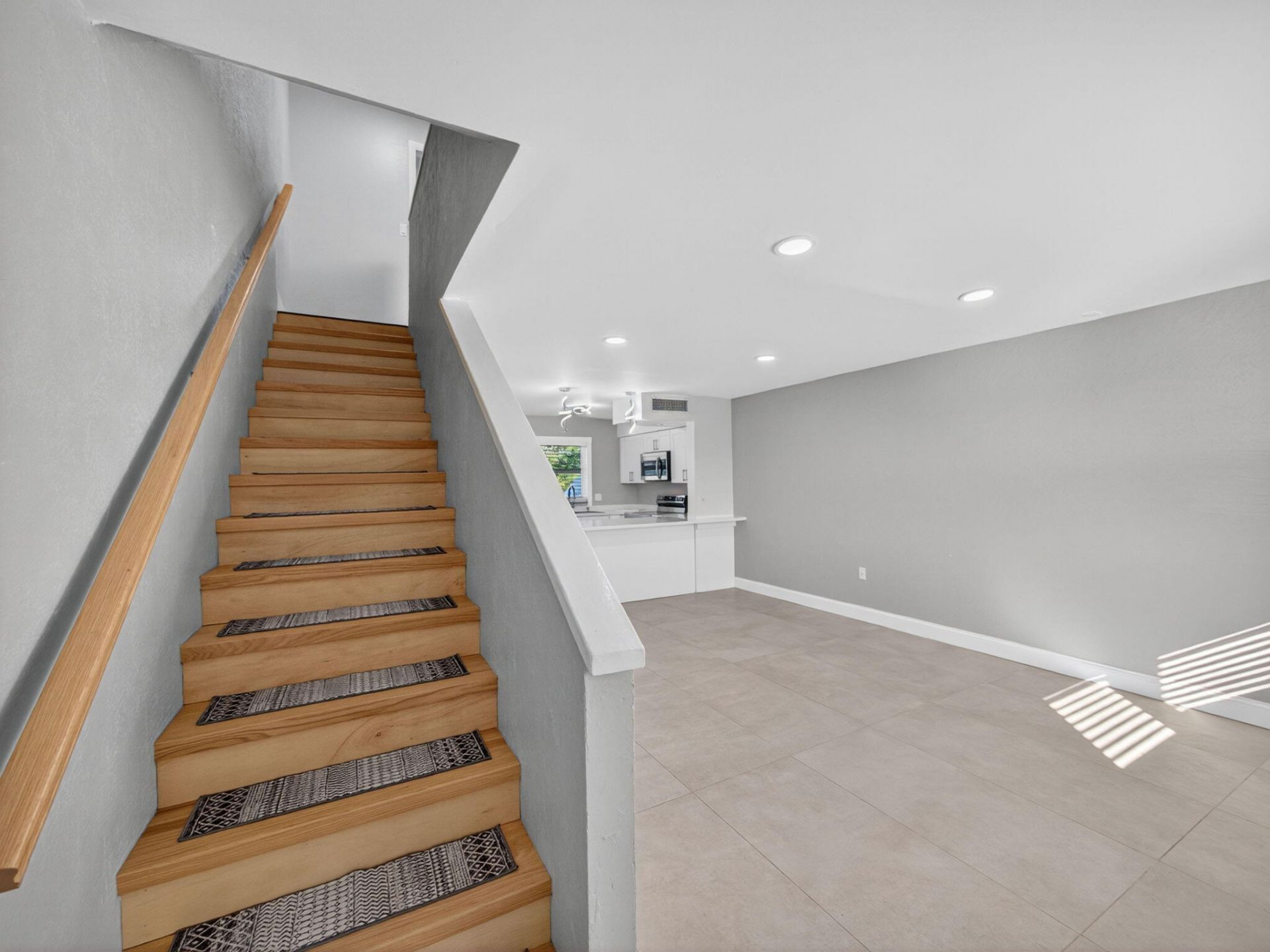 1002 Shorewinds Drive, Unit B, Fort Pierce, FL 34949 Photo