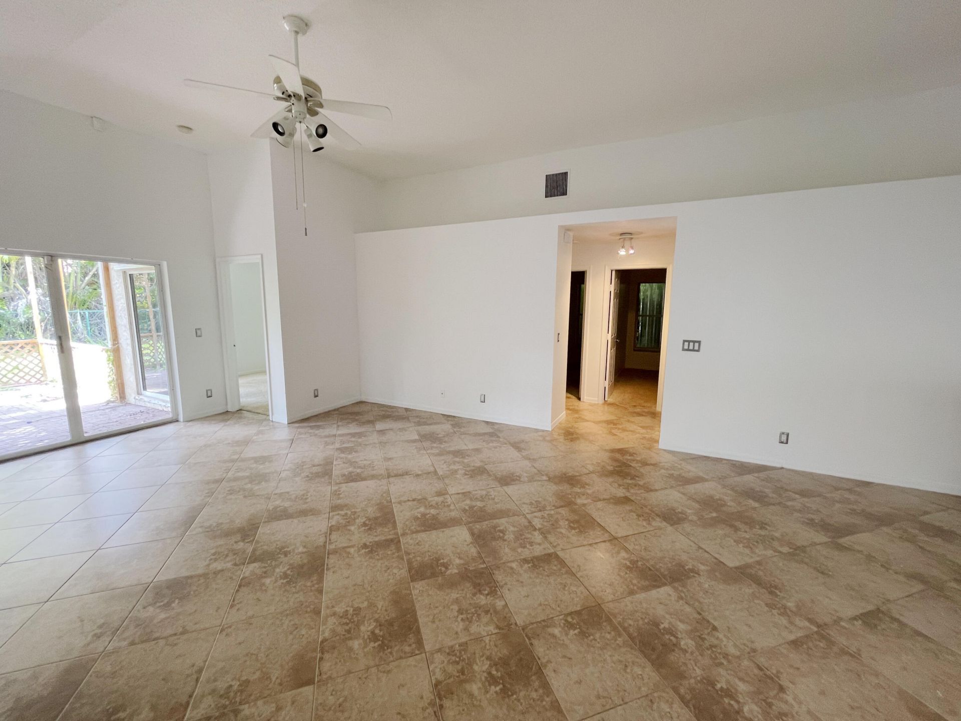 5338 Edenwood Lane, Riviera Beach, FL 33418 Photo