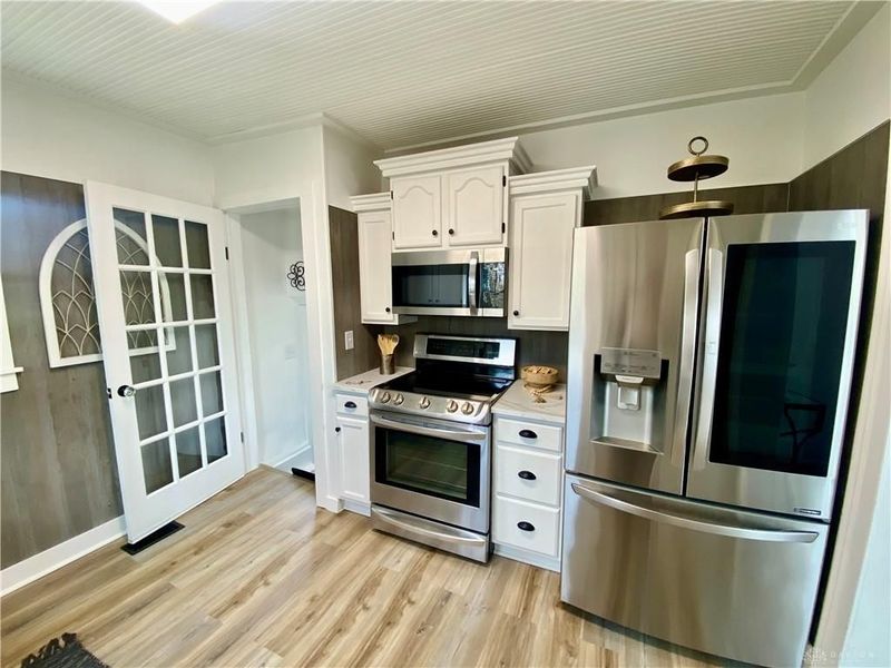 7992 W National Road, Bethel Township, OH 45344 Photo 14