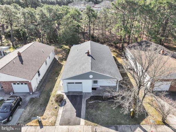 127 FREEPORT BOULEVARD, TOMS RIVER, NJ 08757