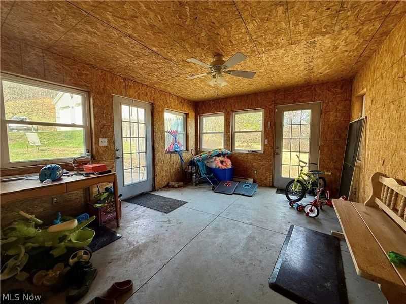 305 Gardendale Street, East Liverpool, OH 43920 Photo 8