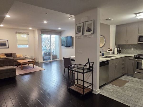 436 S Virgil Avenue, Unit 209, Los Angeles, CA 90020