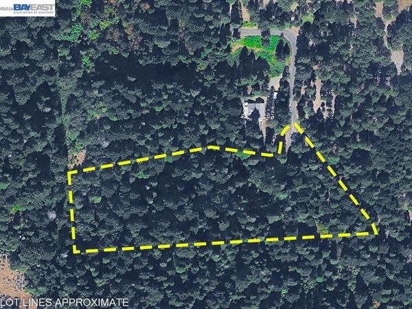 5890 Starkes Grade Rd, Pollock Pines, CA 95726