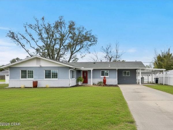 2727 Michigan Avenue, Panama City, FL 32405