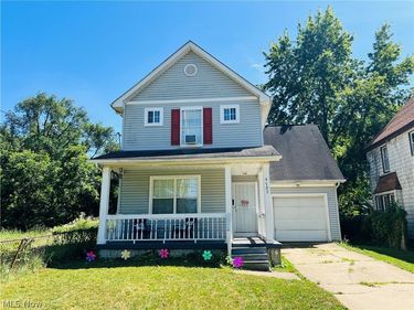 9702 Gaylord Avenue, Cleveland, OH 44105