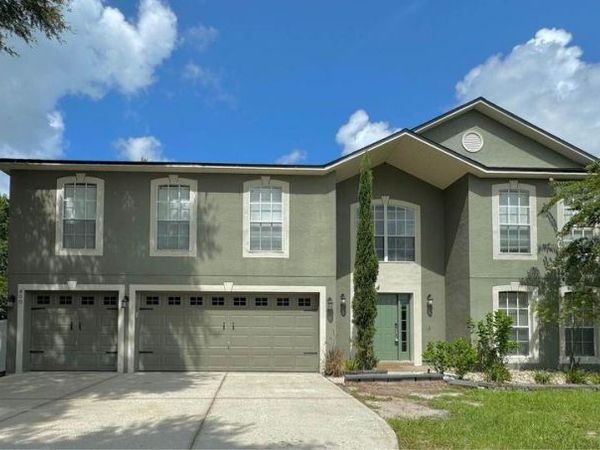 800 CLEAR BROOK COURT , FRUITLAND PARK, FL 34731