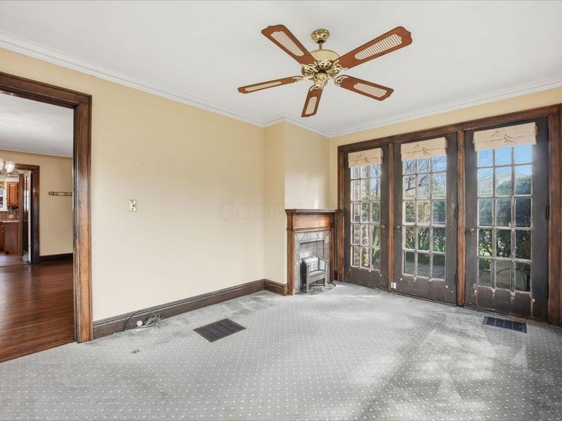 2448 Sherwood Road, Columbus, OH 43209 Photo 11