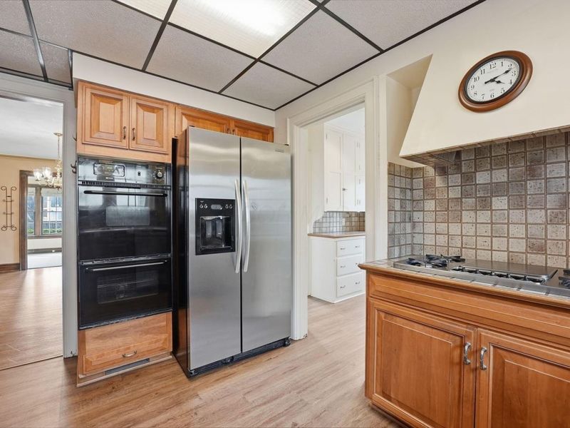 2448 Sherwood Road, Columbus, OH 43209 Photo 22