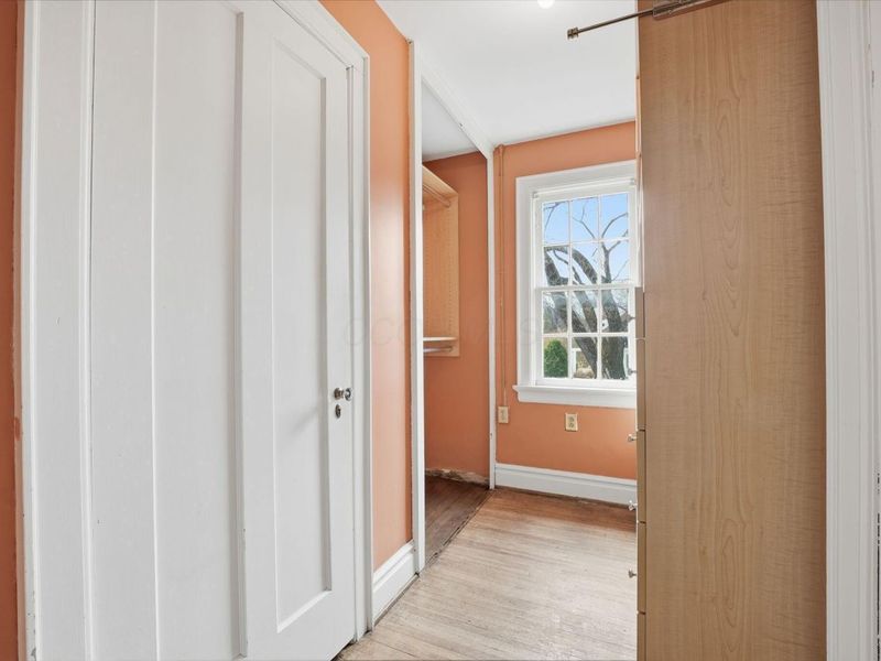 2448 Sherwood Road, Columbus, OH 43209 Photo 27