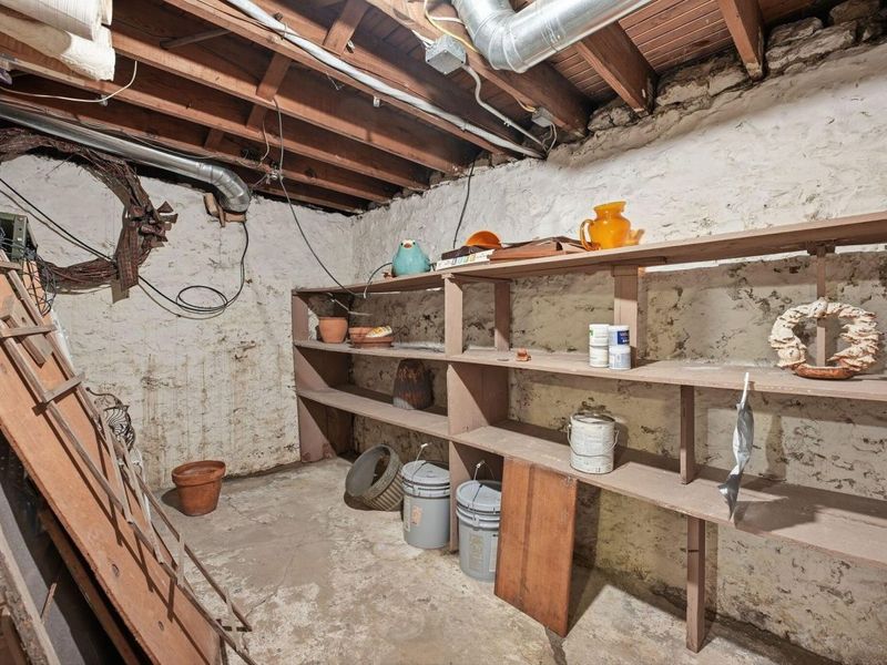 2448 Sherwood Road, Columbus, OH 43209 Photo 57