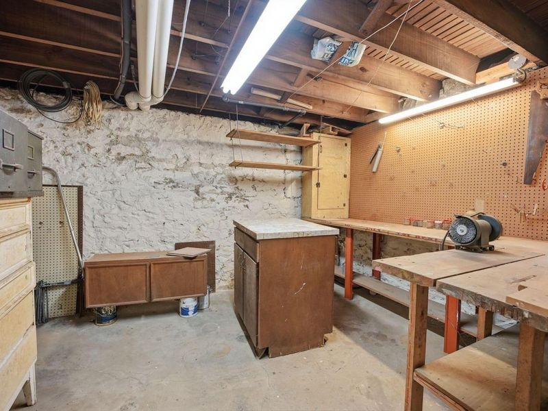 2448 Sherwood Road, Columbus, OH 43209 Photo 59