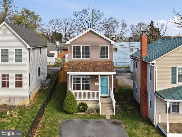 16 S PLEASANT VALLEY ROAD, WINCHESTER, VA 22601