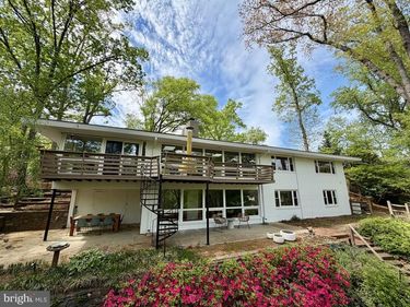 6124 BEACHWAY DRIVE, FALLS CHURCH, VA 22041