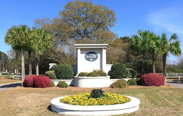 700 Majestic Oaks Drive Photo 25