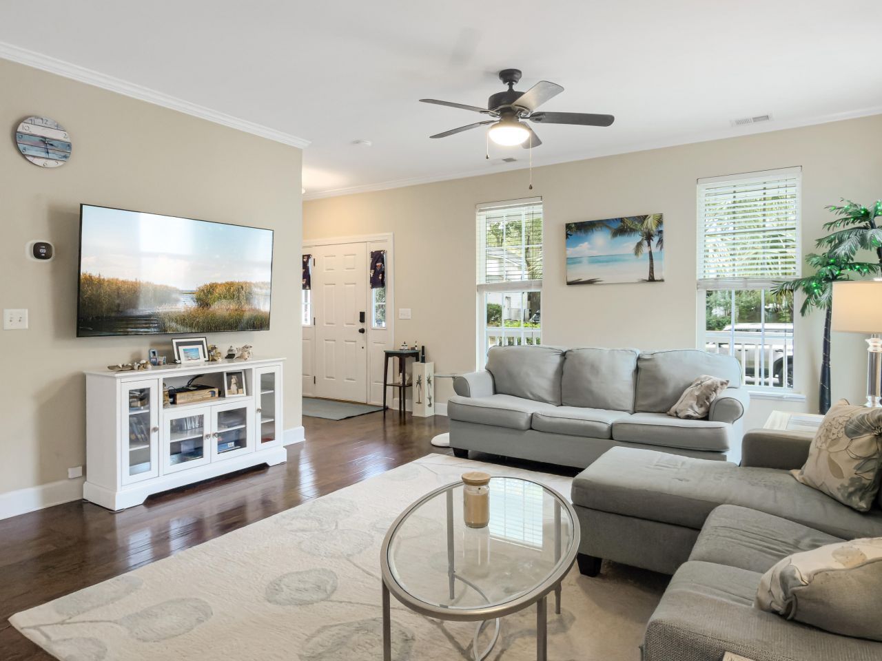 700 Majestic Oaks Drive Photo 3