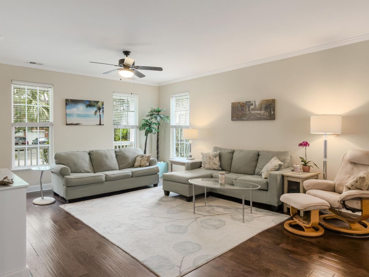 700 Majestic Oaks Drive Photo 4