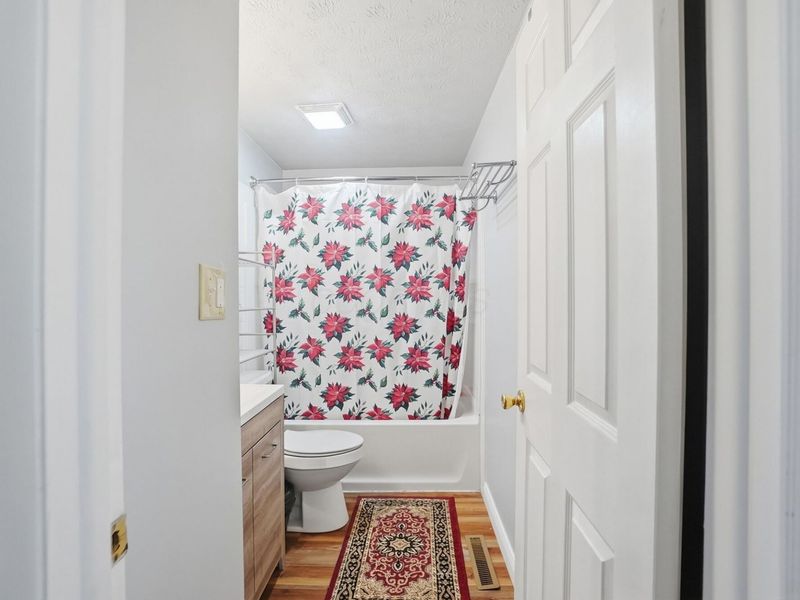 8055 Eliot Drive, Reynoldsburg, OH 43068 Photo 11