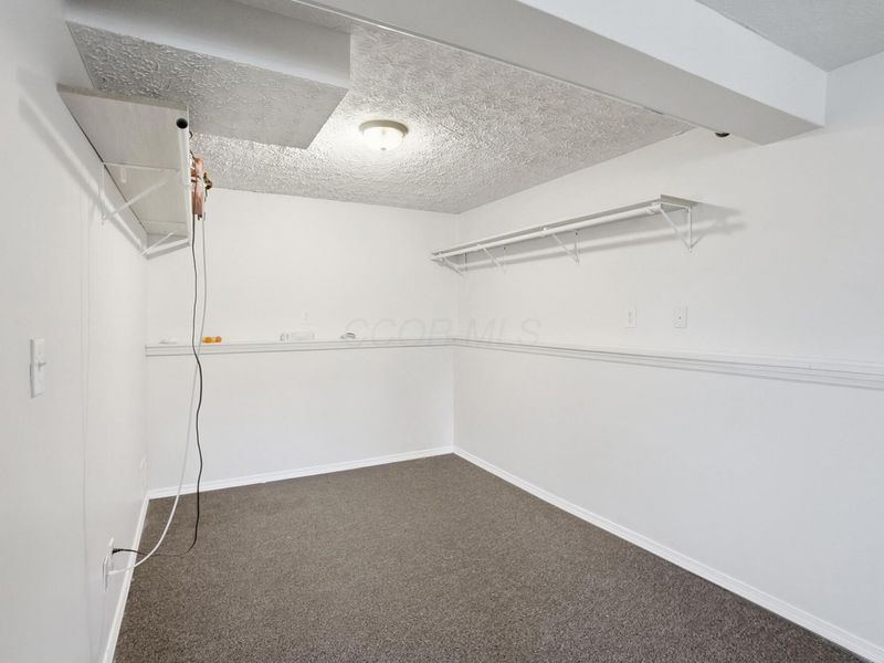 8055 Eliot Drive, Reynoldsburg, OH 43068 Photo 22