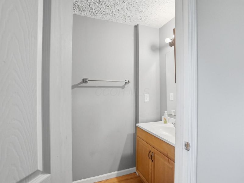 8055 Eliot Drive, Reynoldsburg, OH 43068 Photo 25