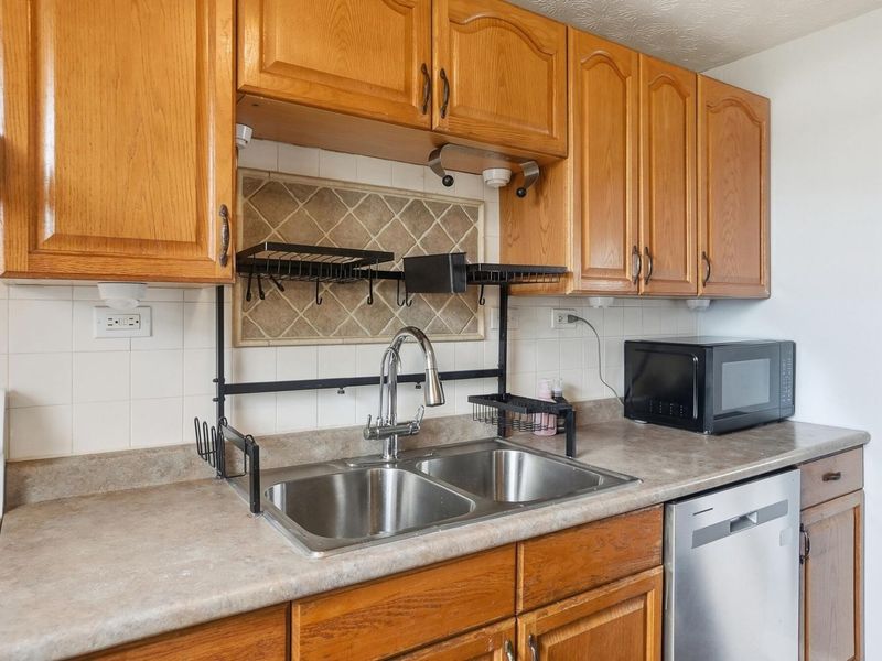 8055 Eliot Drive, Reynoldsburg, OH 43068 Photo 36