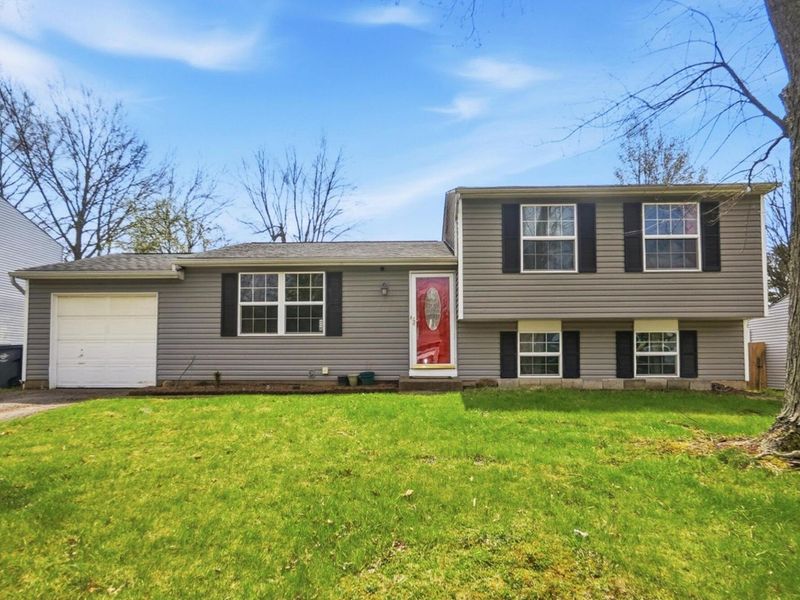 8055 Eliot Drive, Reynoldsburg, OH 43068 Photo 4