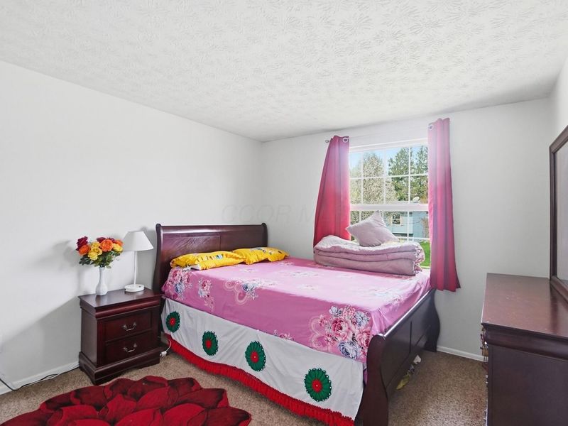 8055 Eliot Drive, Reynoldsburg, OH 43068 Photo 9