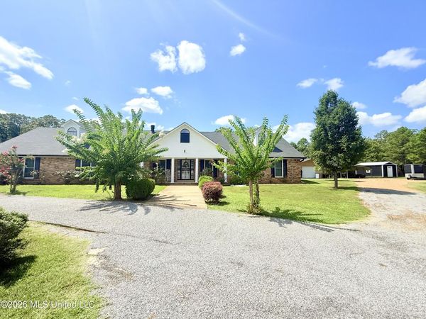 367 Dr King Drive, Gore Springs, MS 38929