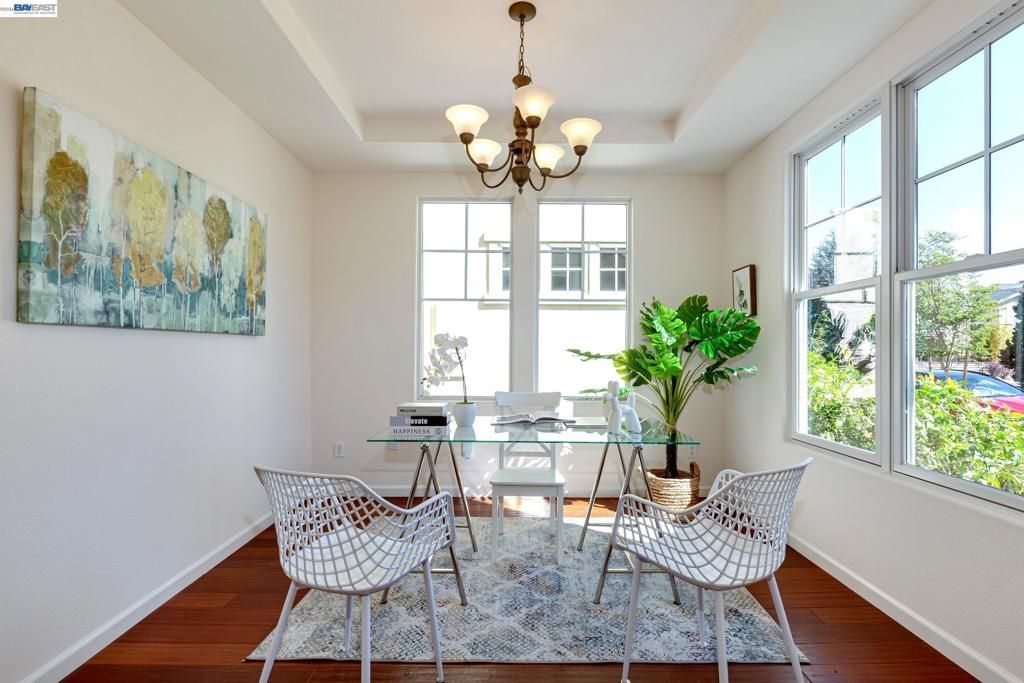 2381 Haile St, Alameda, CA 94501 Main Photo