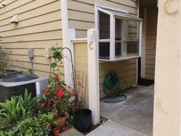 3660 S Bear #C, Unit 28, Santa Ana, CA 92704