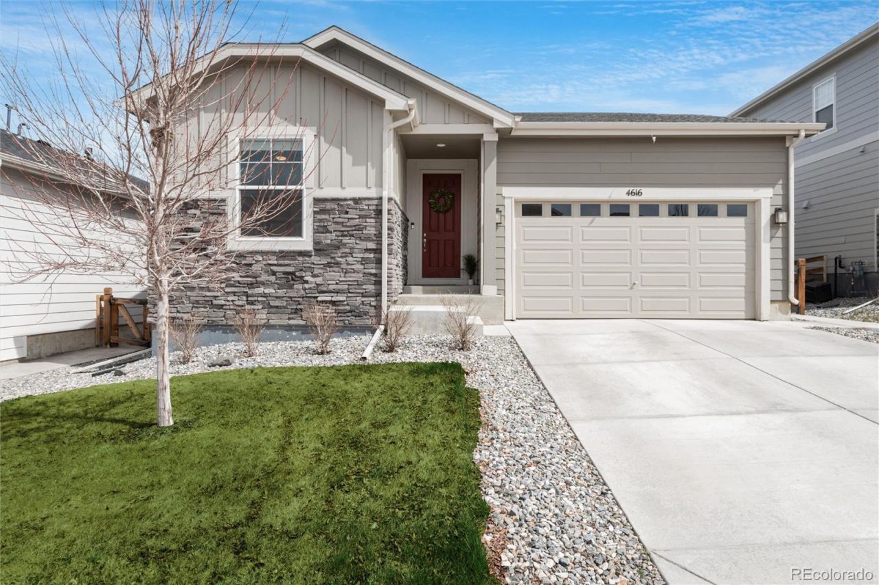 4616 S Malaya Court, Aurora, CO 80015 Main Photo