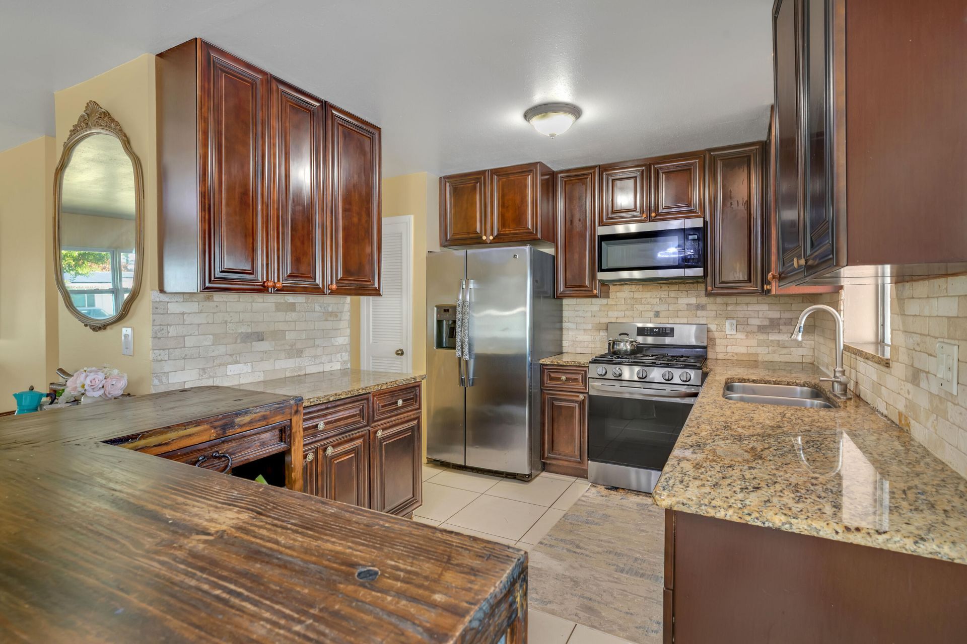 202 SW Dabney Drive, Port Saint Lucie, FL 34983 Photo