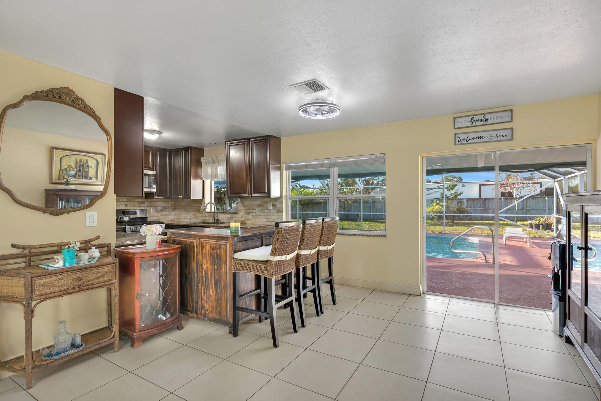 202 SW Dabney Drive, Port Saint Lucie, FL 34983 Photo