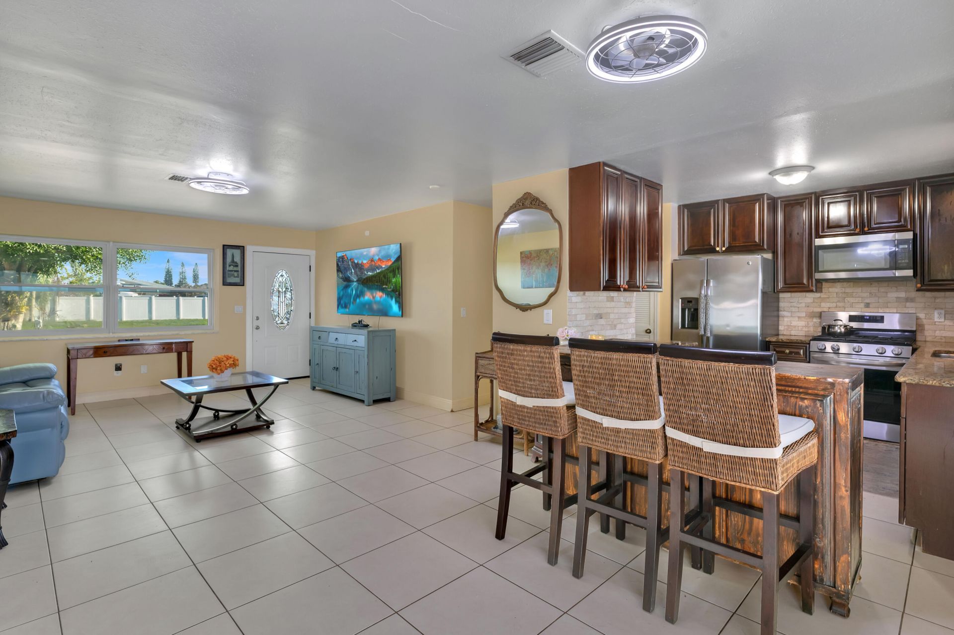 202 SW Dabney Drive, Port Saint Lucie, FL 34983 Photo