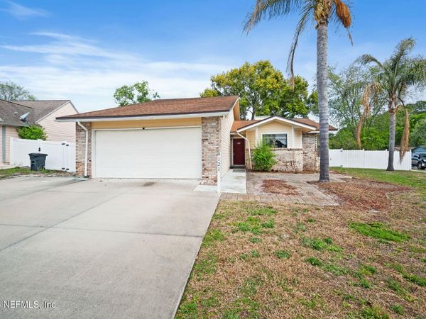 8121 MORRISTOWN Trail, Jacksonville, FL 32244