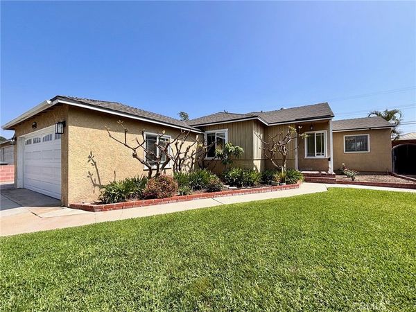 11162 Ranger Drive, Los Alamitos, CA 90720