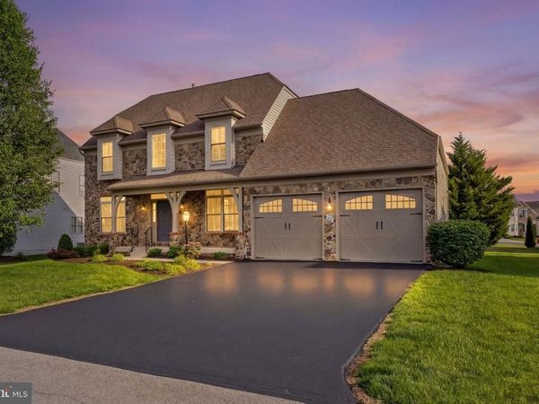 142 LEWIS WASHINGTON DRIVE, CHARLES TOWN, WV 25414