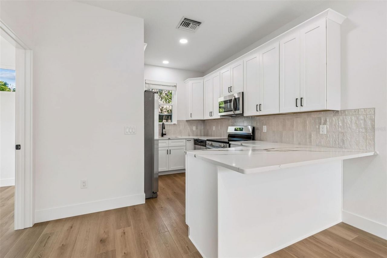 2844 30th Avenue N, Saint Petersburg, FL 33713 Photo