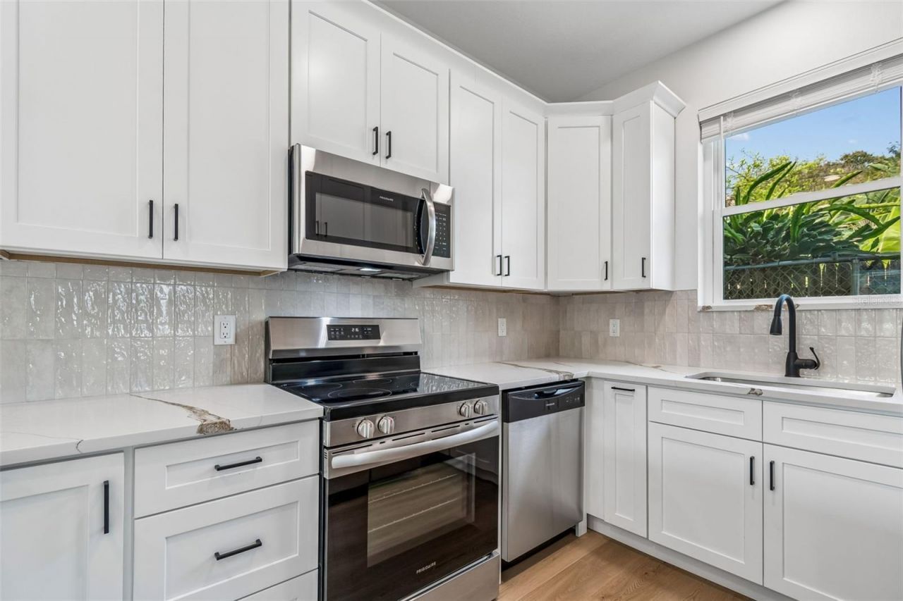 2844 30th Avenue N, Saint Petersburg, FL 33713 Photo