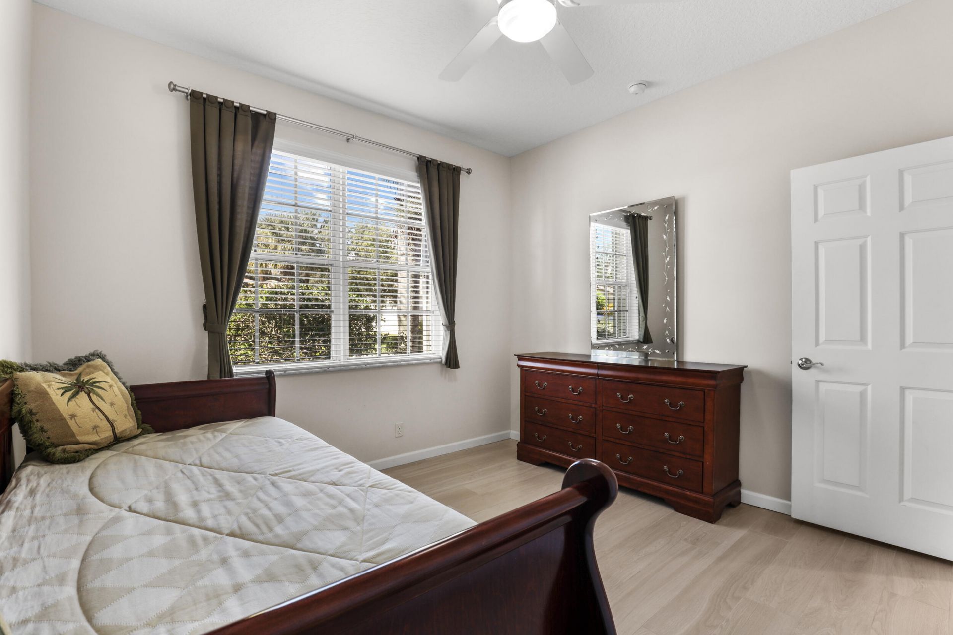 6657 Pavone Street, Lake Worth, FL 33467 Photo