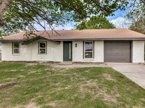 3716 Clotell Drive , Fort Worth, TX 76119