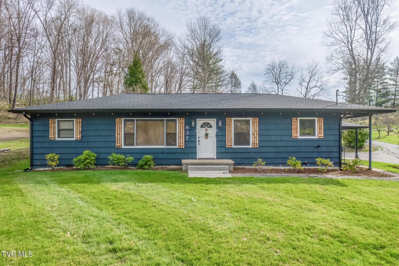 837 Parkway Boulevard, Elizabethton, TN 37643 Main Photo