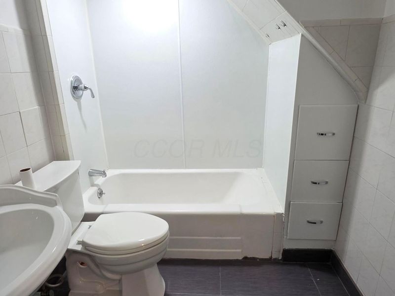 3421 W 99th Street, Cleveland, OH 44102 Photo 20