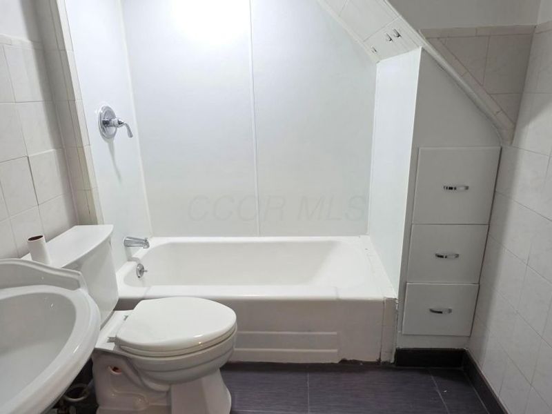 3421 W 99th Street, Cleveland, OH 44102 Photo 21