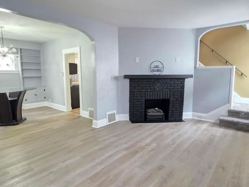 3421 W 99th Street, Cleveland, OH 44102 Photo 3