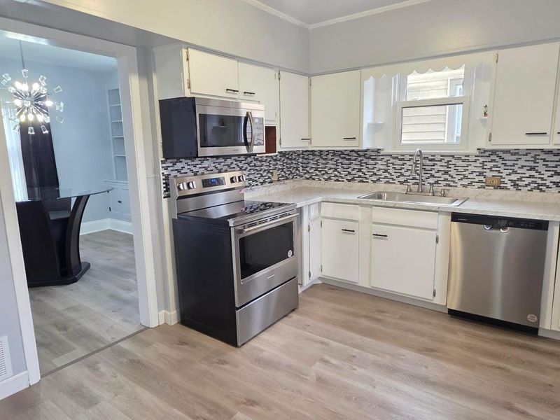 3421 W 99th Street, Cleveland, OH 44102 Photo 7